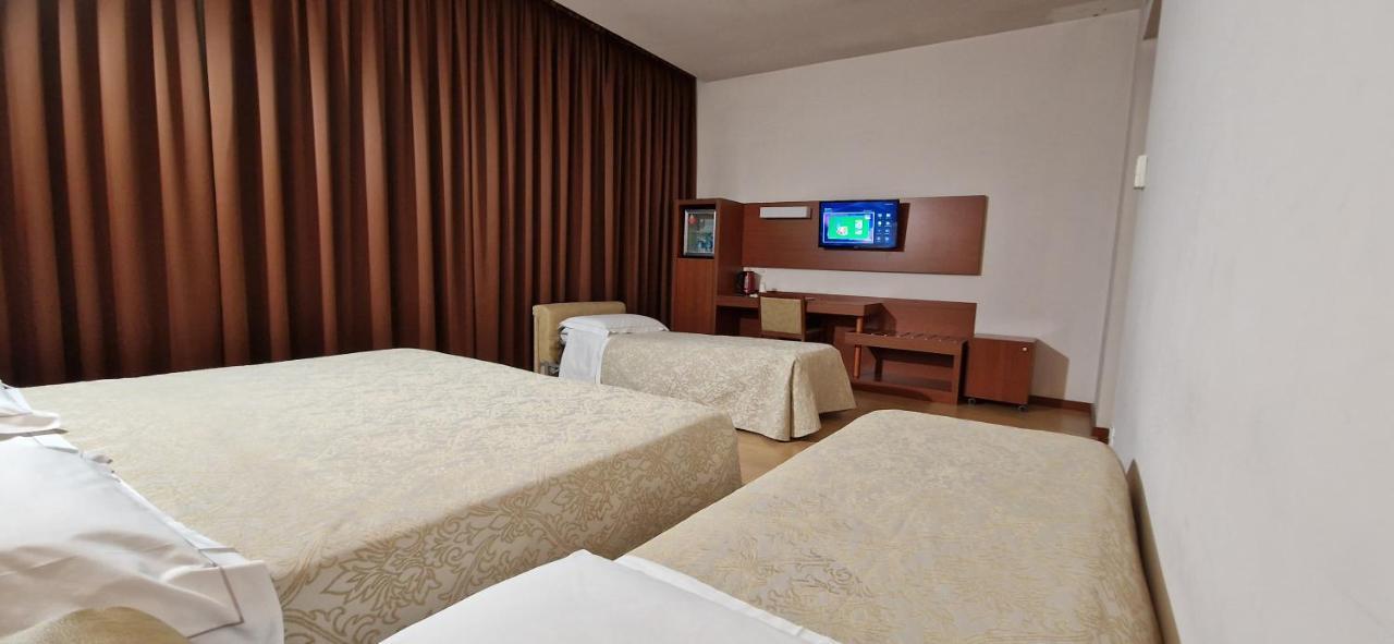 נוברה Bella Italia Palace Hotel מראה חיצוני תמונה